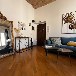  Apartment La Polveriera, Eleganti E Luminosi Vicino Al Colosseo Italy